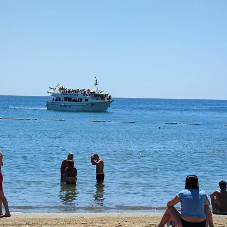 Beachfront Studio Apartment Puerto Rico เปอร์โตริโก ภายนอก รูปภาพ