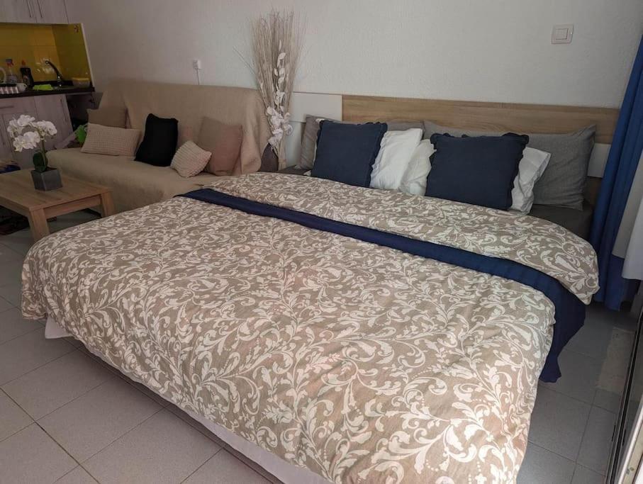 Beachfront Studio Apartment Puerto Rico เปอร์โตริโก ภายนอก รูปภาพ